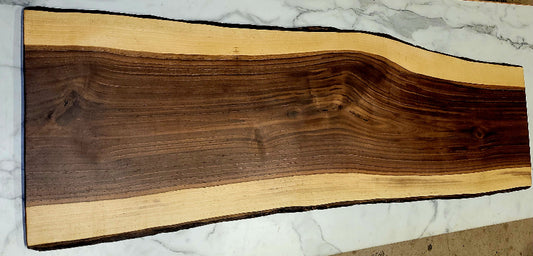 Dark center with light border, large, with black bark